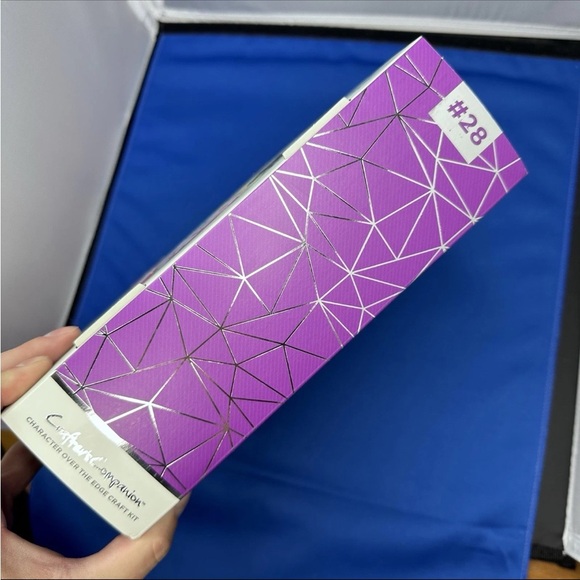 NEW Crafter’s Companion Character Over The Edge Craft Kit #28 Card Making Animal - Picture 2 of 4